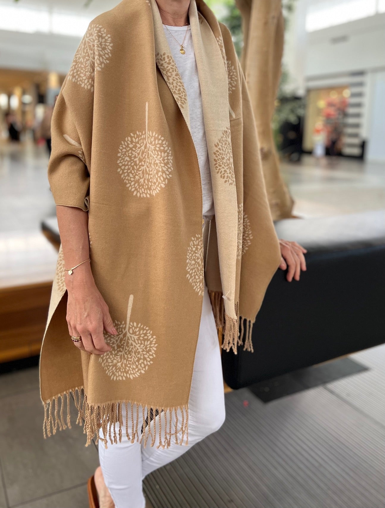Reversible Scarf with Mulberry Design