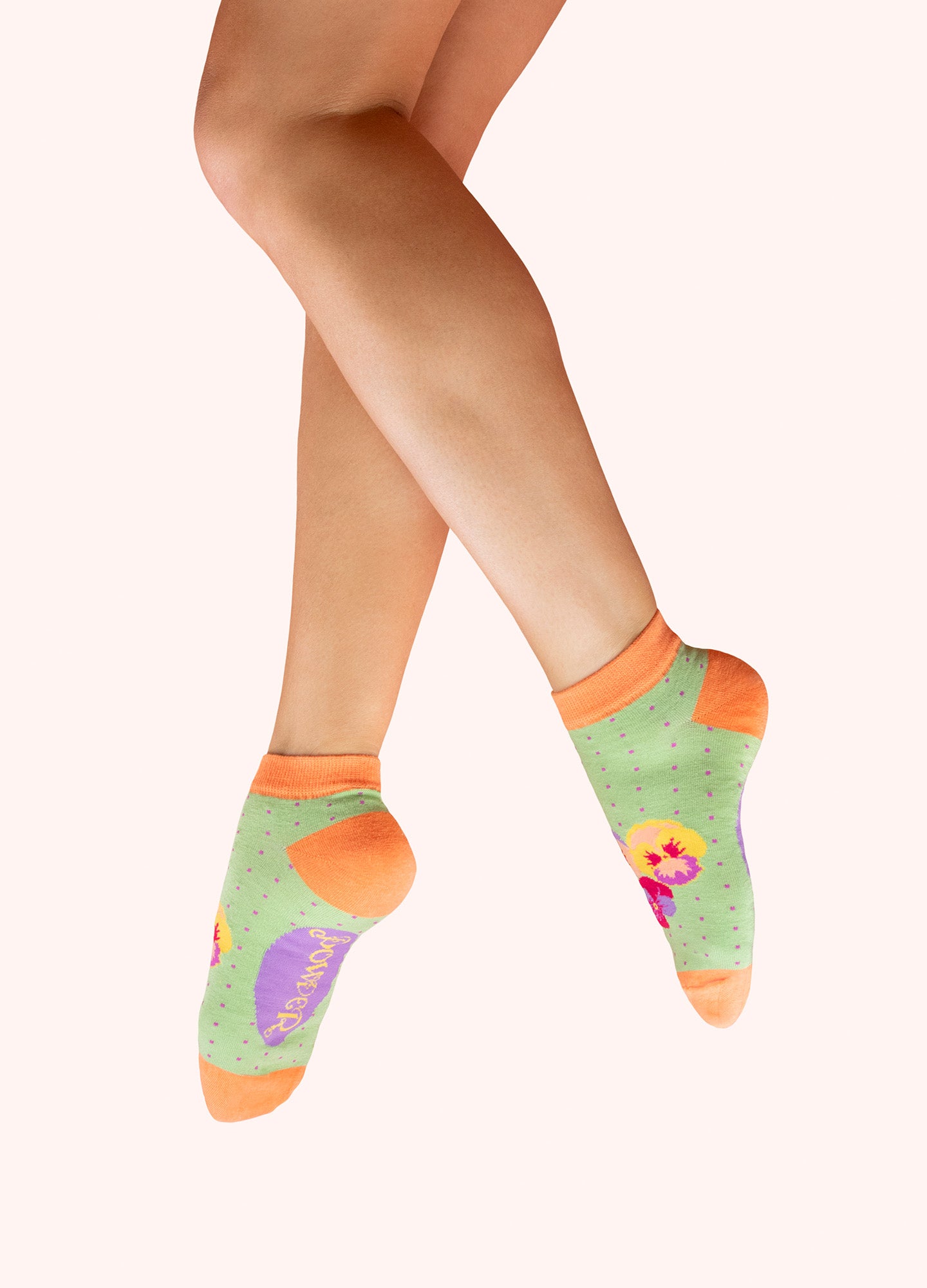 Trainer Socks Spring Pansies in Mint