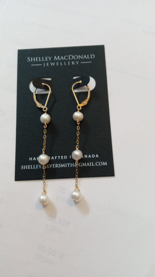 Maisie Three Pearl Dangle Earrings