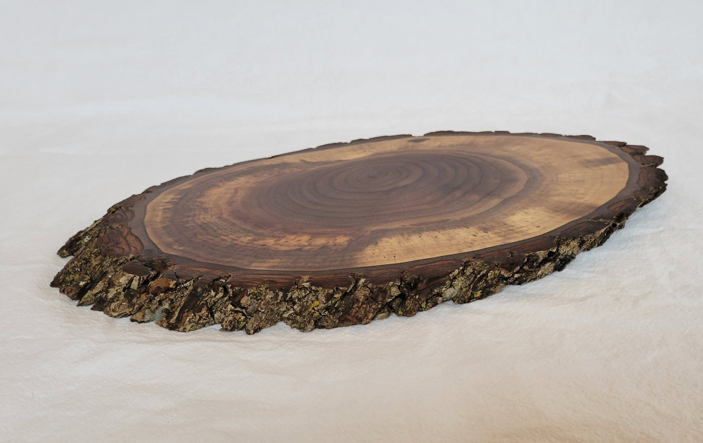 Oval Board Walnut BDO07