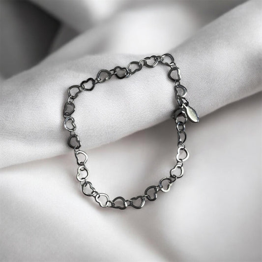 Delicate Heart Bracelet