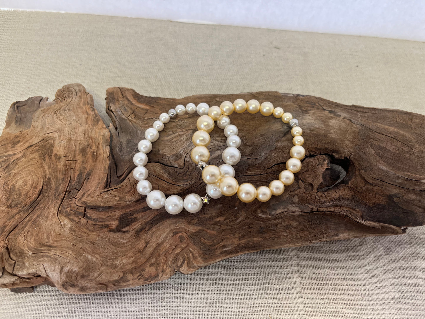 Large Pearl Stretch Bracelet