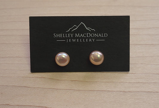 Freshwater pearl studs